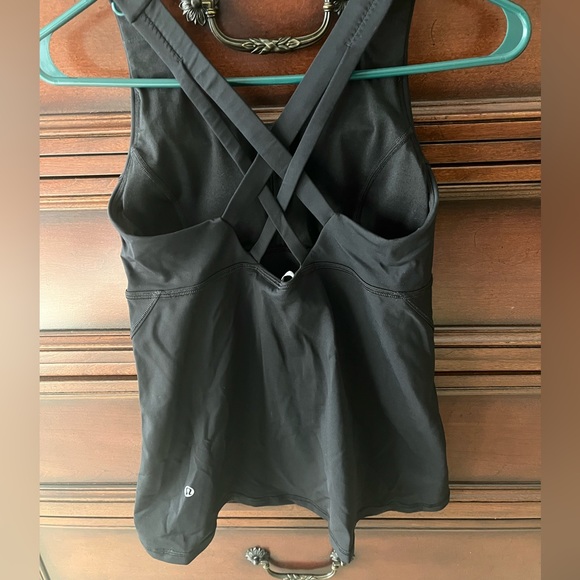 Lululemon size 6 EUC - Picture 2 of 2
